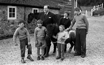 The Dimbleby family in 1953 (father Richard, mother Dilys, and children Sally, Nicholas and Jonathan)